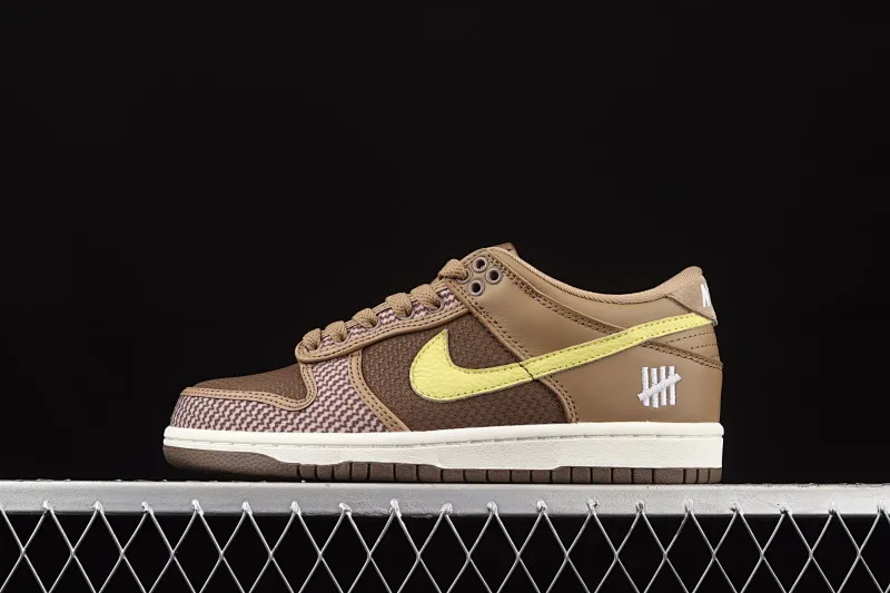 All Categories Nk SB Dunk Series Nk SB Dunk Low Low-top Skateboard Shoes C Version UNDEFEATED x Nk SB Dunk Low Dunk VS AF-1 "Canteen" Joint Dunk Series Low-top Casual Sports Skateboard Shoes DH3061-200